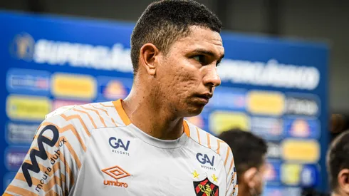 Foto: (Kely Pereira/AGIF) – Maílson deixou o Sport após cinco anos