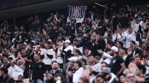 Foto: Ettore Chiereguini/AGIF – Torcida do Corinthians esgota ingressos na Copa do Brasil