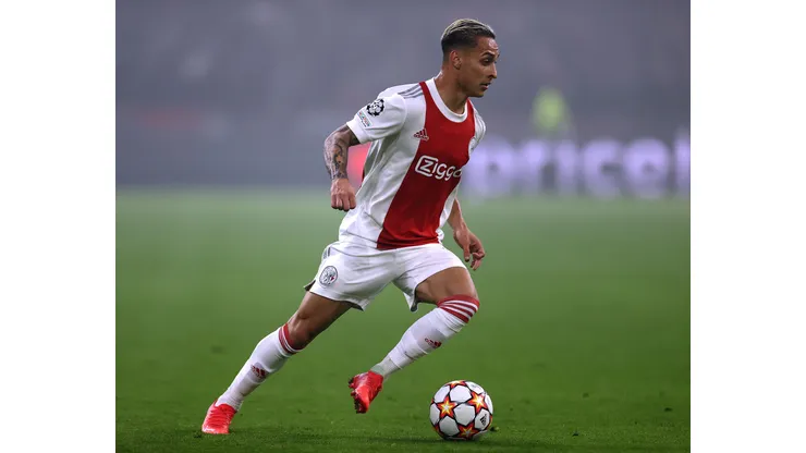Foto: (Dean Mouhtaropoulos/Getty Images) - Antony, do Ajax, pode render uma 'bolada' ao São Paulo em caso de transferência