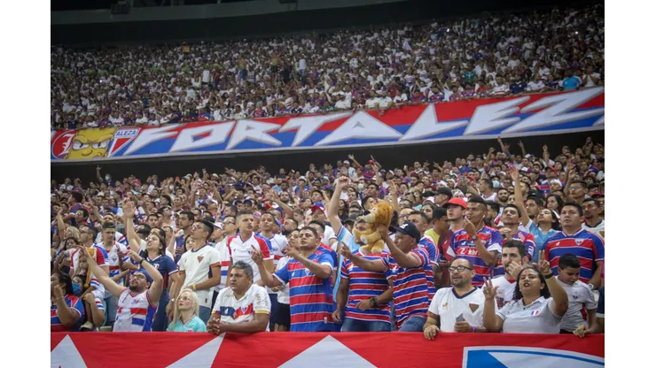 Foto: Lucas Emanuel/AGIF - Fluminense tenta mudar local do jogo de ida diante do Fortaleza