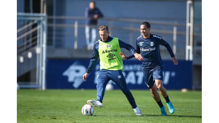Foto: (Lucas Uebel/Grêmio FBPA) - Lucas Leiva está próximo de fazer sua reestreia com a camisa do Grêmio