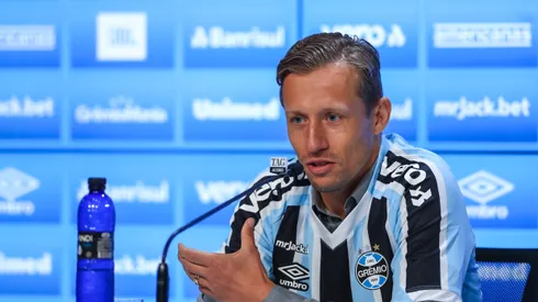 FOTO: LUCAS UEBEL/GREMIO FBPA- Gremistas estão ansiosos pela estreia de Leiva