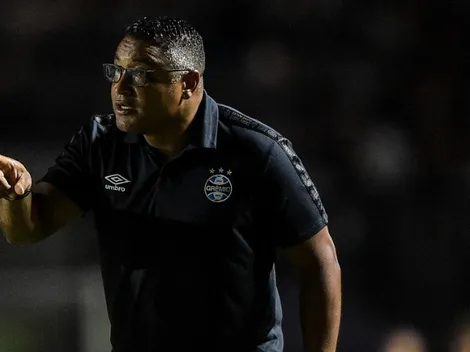 "Ele tem um jogo diferente"; Roger não esconde admiração 'exagerada' por craque do Grêmio