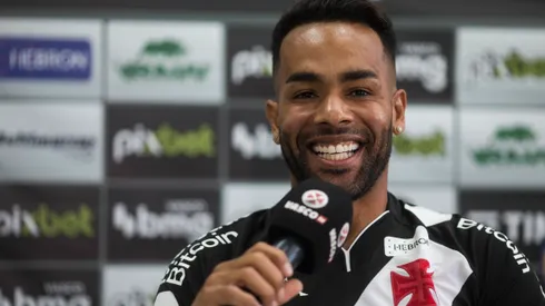 Foto: Daniel RAMALHO/CRVG- Teixeira foi apresentado no Gigante
