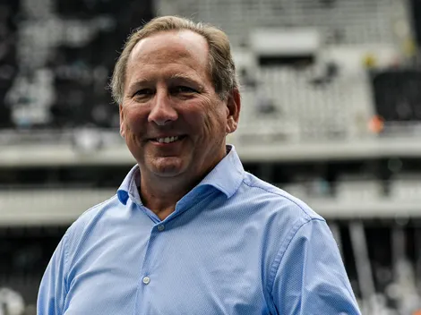 Textor age 'na surdina' e chega a acordo por reforço gringo no Botafogo