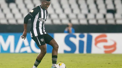 Foto: (Vítor Silva/Botafogo) – Patrick de Paula sentiu o músculo posterior da coxa direita durante a decisão entre Botafogo e América-MG, pela Copa do Brasil