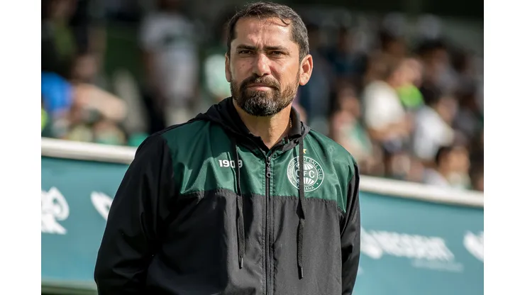 Robson Mafra/AGIF - Gustavo Morínigo, técnico do Coritiba