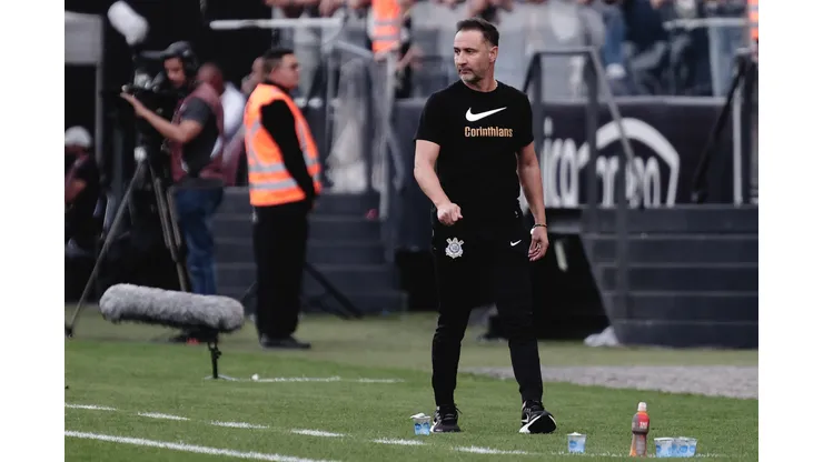 Ettore Chiereguini/AGIF - Vítor Pereira, técnico do Corinthians