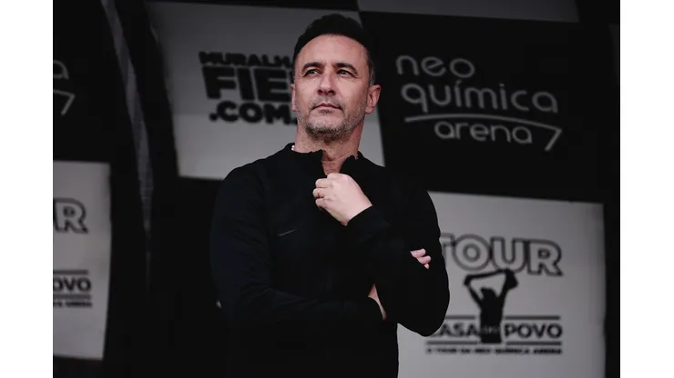 Ettore Chiereguini/AGIF - Vítor Pereira, técnico do Corinthians