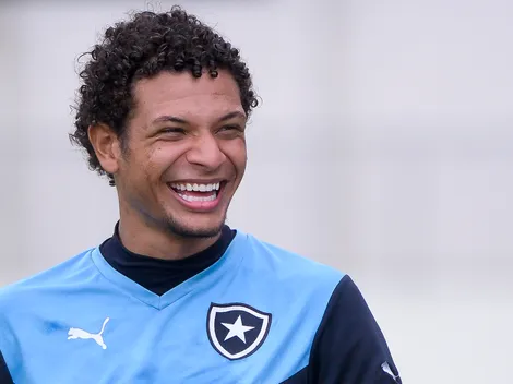 Botafogo morde 'fatia do bolo' de R$ 16,85 milhões por Willian Arão