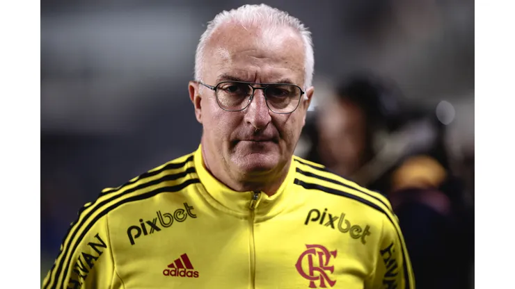 Foto: (Ettore Chiereguini/AGIF) - Dorival Júnior está prestes a perder um dos jogadores mais antigos do Flamengo