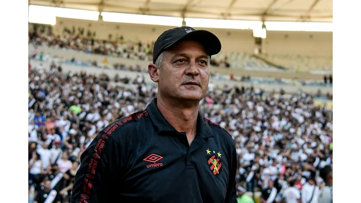 Thiago Ribeiro/AGIF - Lisca, técnico do Sport