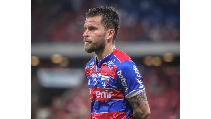 Foto: Lucas Emanuel/AGIF - Lucas Lima desfalca o Fortaleza contra o Palmeiras