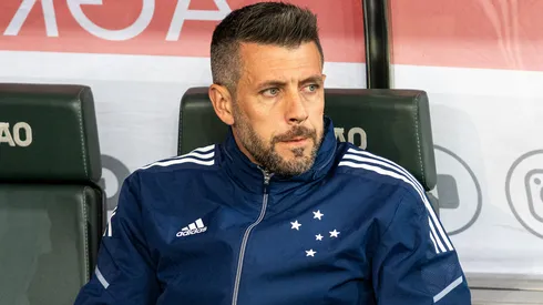 Alessandra Torres/AGIF – Paulo Pezzolano, técnico do Cruzeiro