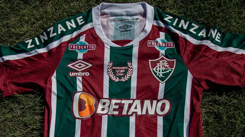 Foto: (Marcelo Gonçalves/FFC) – A Frescatto voltou a patrocinar o Fluminense
