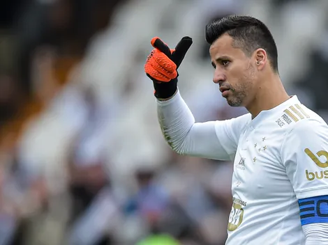 Ídolo do Cruzeiro se manifesta pela 1ª vez sobre saída 'polêmica' de Fábio