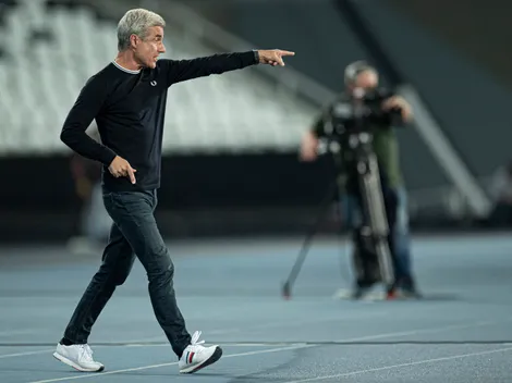 Luís Castro diz “sim” e Textor acerta contrato para assinar com meio-campista 