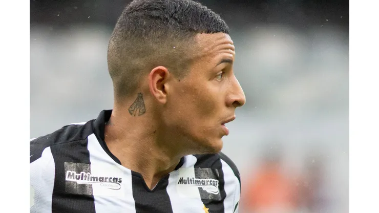 Foto: Fernando Moreno/AGIF - Titular abriu o jogo sobre cobrança da torcida