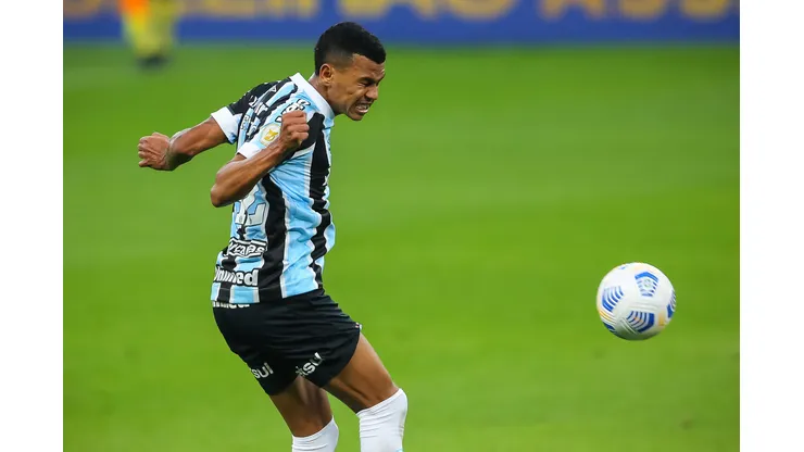 Foto: Pedro H. Tesch/AGIF | Fernando Henrique, ex-volante do Grêmio, hoje está no Cruzeiro