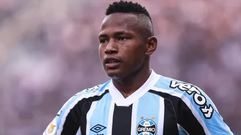 Foto: Ettore Chiereguini/AGIF- Jogador foi muito criticado pelos torcedores