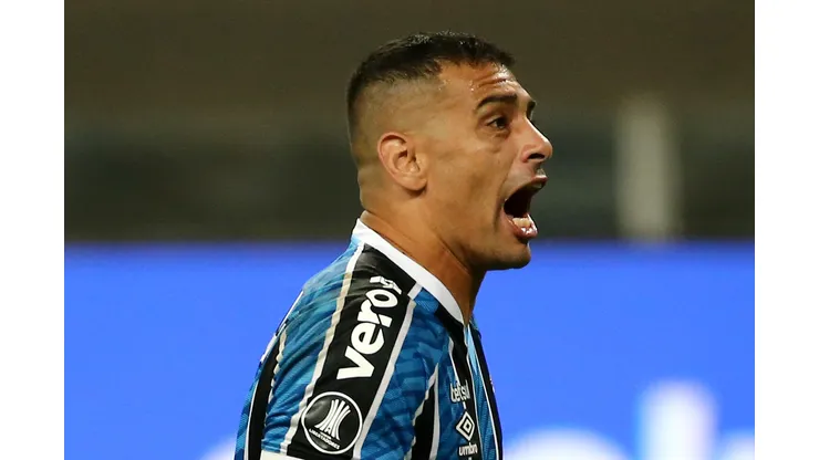 (Photo by Diego Vara - Pool/Getty Images)- Craque cobrou postura da equipe para o duelo
