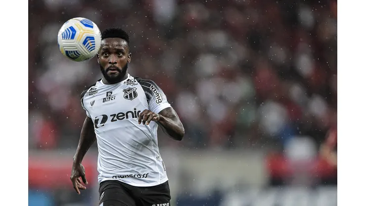 Thiago Ribeiro/AGIF - Mendoza, jogador do Ceará
