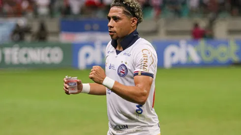 Foto: (Renan Oliveira/AGIF) – Jacaré concedeu entrevista coletiva no Bahia nesta terça (30