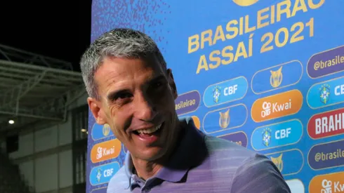 Foto: (Fernando Moreno/AGIF) – Juan Pablo Vojvoda pediu a contratação de um reforço crucial ao Fortaleza