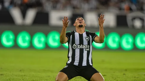 Foto: (Thiago Ribeiro/AGIF) – Erison será emprestado pelo Botafogo ao Estoril, de Portugal