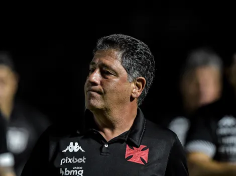 Narrador 'alfineta' Emilio Faro ao apontar problemas do Vasco na Série B