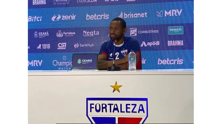 Reprodução/Fortaleza- Tinga, lateral-direito do Fortaleza