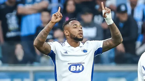 Foto: (Pedro H. Tesch/AGIF) – Rafa Silva foi um dos destaques do Cruzeiro na última rodada da Série B