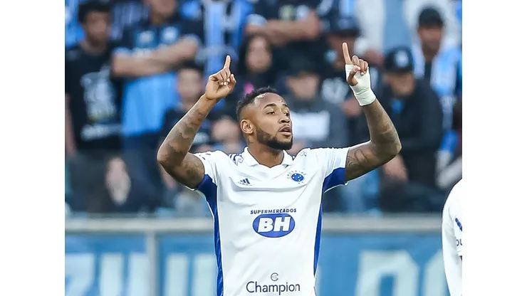 Foto: (Pedro H. Tesch/AGIF) - Rafa Silva foi um dos destaques do Cruzeiro na última rodada da Série B
