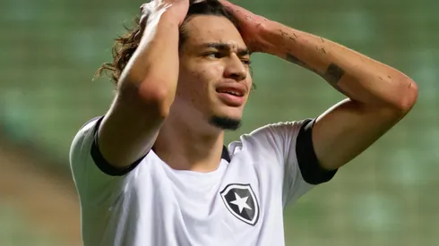 Foto: Fernando Moreno/AGIF- Jogador estava junto com Matheus na equipe rebaixada