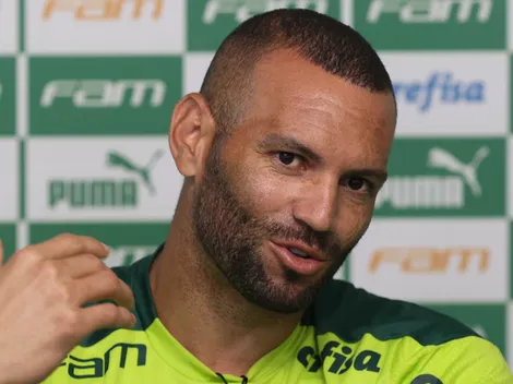 Weverton 'põe o dedo no passado', expõe fase difícil e "crava" ponto crucial para reviravolta no Palmeiras 