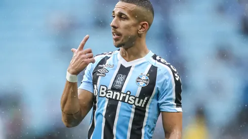 Foto: (Pedro H. Tesch/AGIF) – Pertencente ao Athletico, Nicolas está emprestado ao Grêmio até o final da temporada