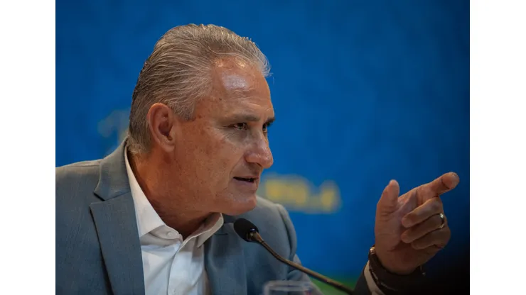 Foto: (Allan Carvalho/AGIF) - Tite, técnico da Seleção Brasileira, rasgou elogios a Juan Pablo Vojvoda, treinador do Fortaleza