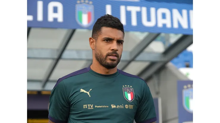 Photo by Claudio Villa/Getty Images - Emerson Palmieri vira assunto no Santos