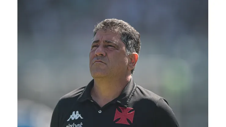 Foto: Thiago Ribeiro/AGIF - Carlos Brazil abre o jogo sobre Emílio Faro