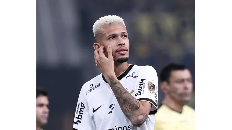 Foto: Ettore Chiereguini/AGIF - João Victor deixou o Corinthians recentemente