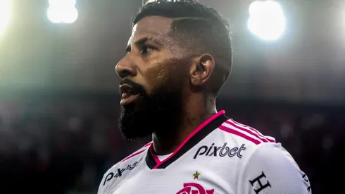 Foto: Gabriel Machado/AGIF – Rodinei vira assunto nos bastidores do Flamengo