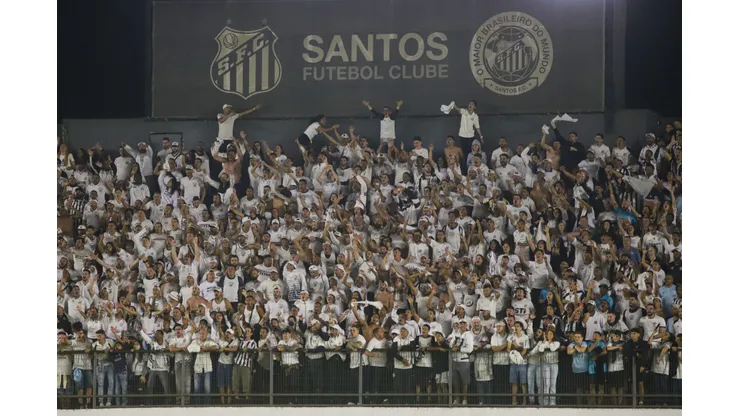 Foto: Fernanda Luz/AGIF - Santos divulga parcial de ingressos para o clássico