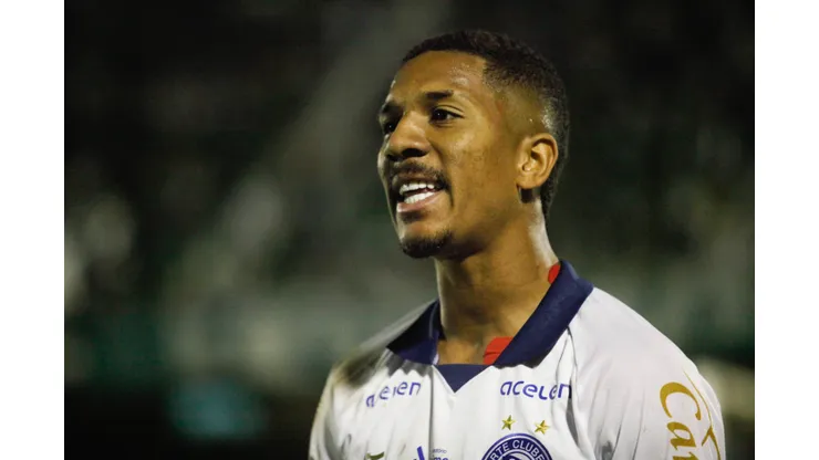 Foto: (Rogério Capela/AGIF) - Matheus Davó é o artilheiro do Bahia nesta Série B com sete gols marcados em 23 jogos, sendo 13 como titular