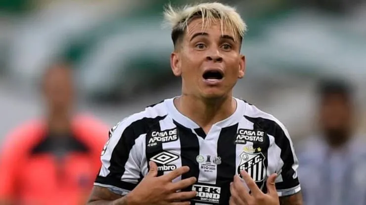 (Photo by Mauro Pimentel – Pool/Getty Images) - Soteldo está 'confirmado' contra o São Paulo