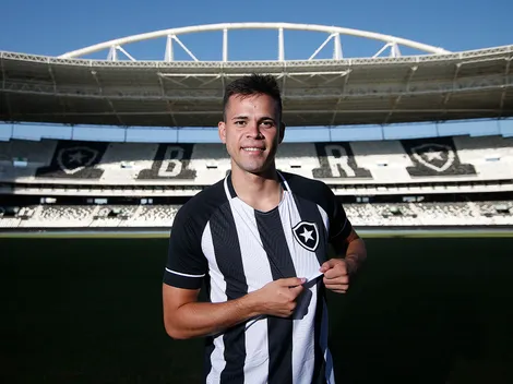 Botafogo anuncia contratação de meia norte-americano e deixa torcida em ‘parafuso’