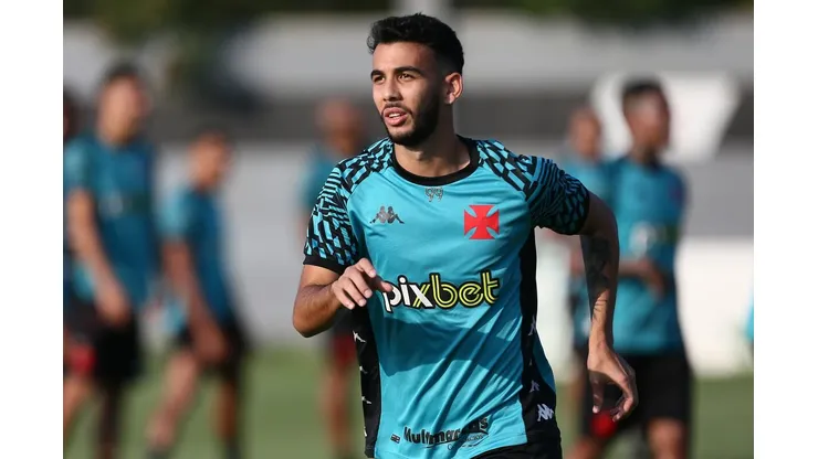 Daniel Ramalho/CRVG- Getúlio em sua passagem pelo Vasco