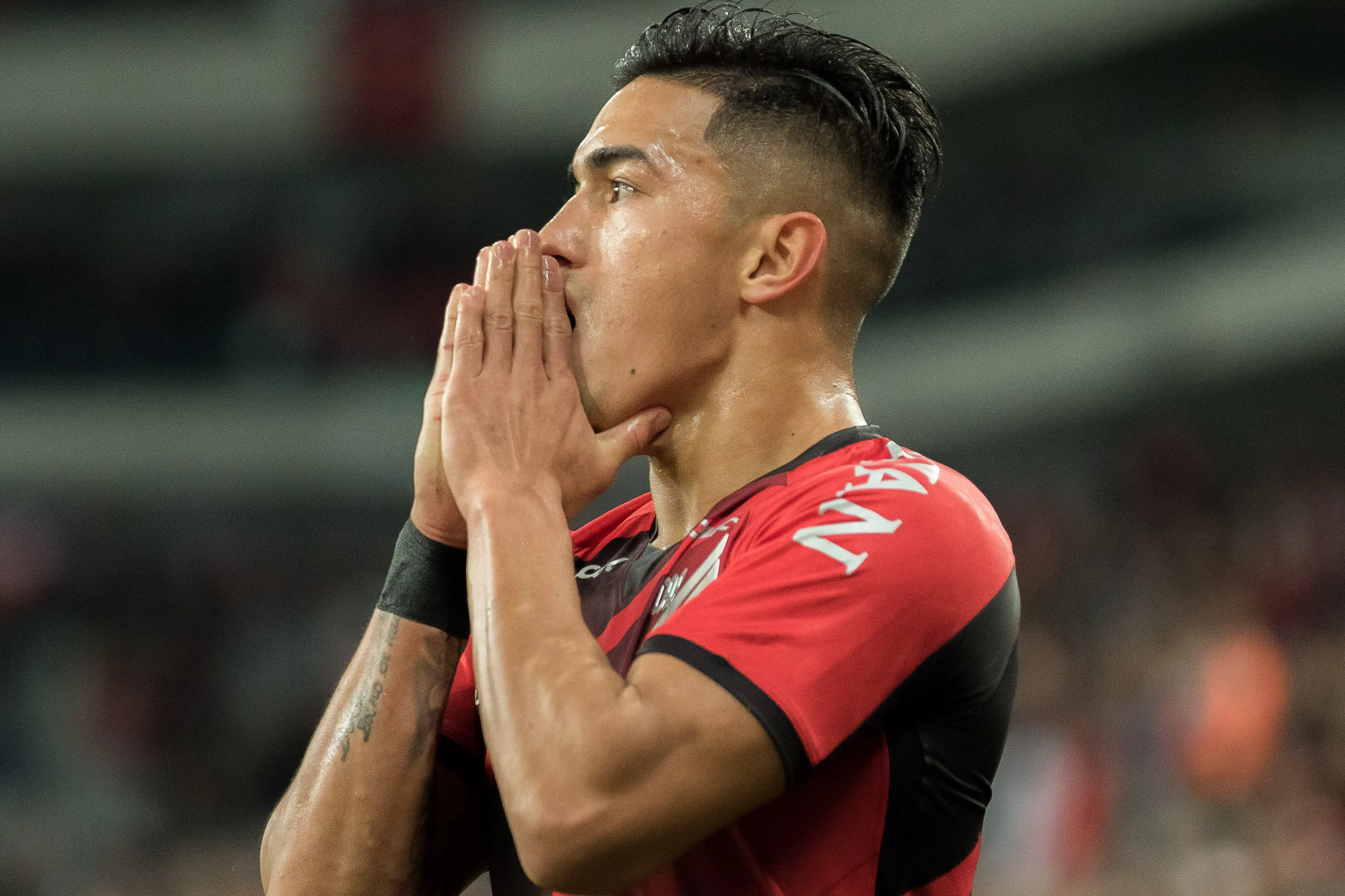 Cuello interessa ao Palmeiras – Foto: Robson Mafra/AGIF.