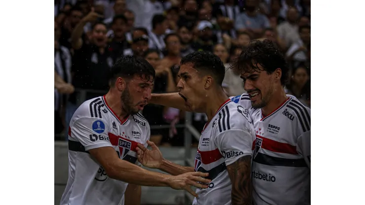 Foto: Lucas Emanuel/AGIF - São Paulo está em mais uma semifinal de competição intercontinental