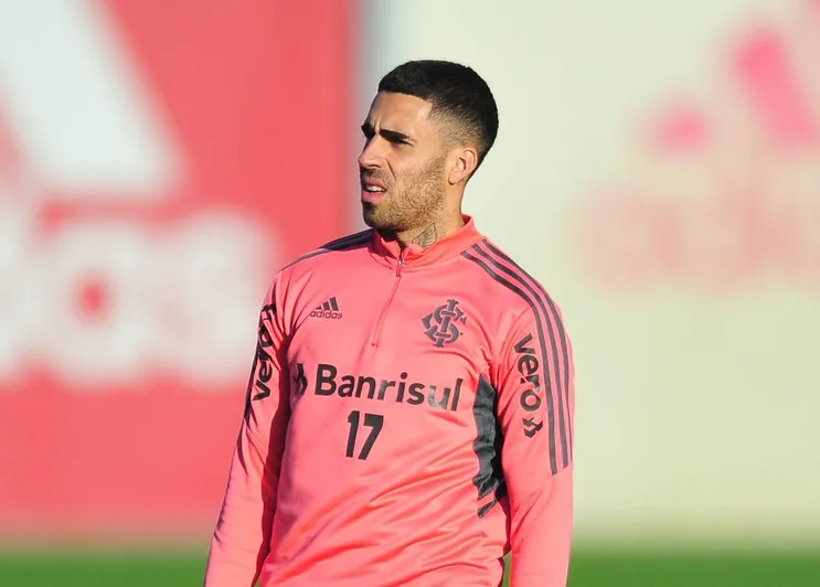 Foto: (Ricardo Duarte/Internacional) - Gabriel 'depositou suas fichas' na torcida para o Internacional buscar a classificação na Sul-Americana