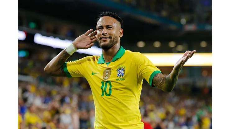 Michael Reaves/Getty Images- Neymar, atacante do PSG e da Seleção Brasileira